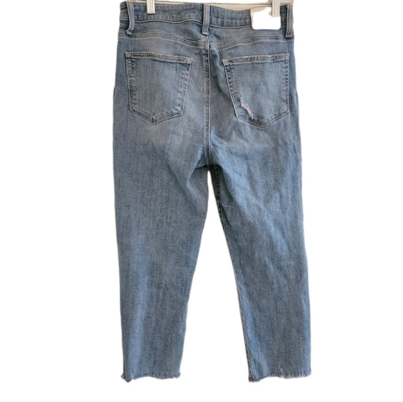 Paige | Hoxton Straight Crop Light Wash Jeans - Picture 2 of 9